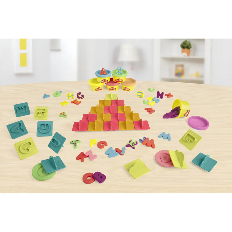 Set De Masas Hasbro Play-doh E8532 Fundamentals Letras Con 26 Sellos Y 6 Latas Multicolor